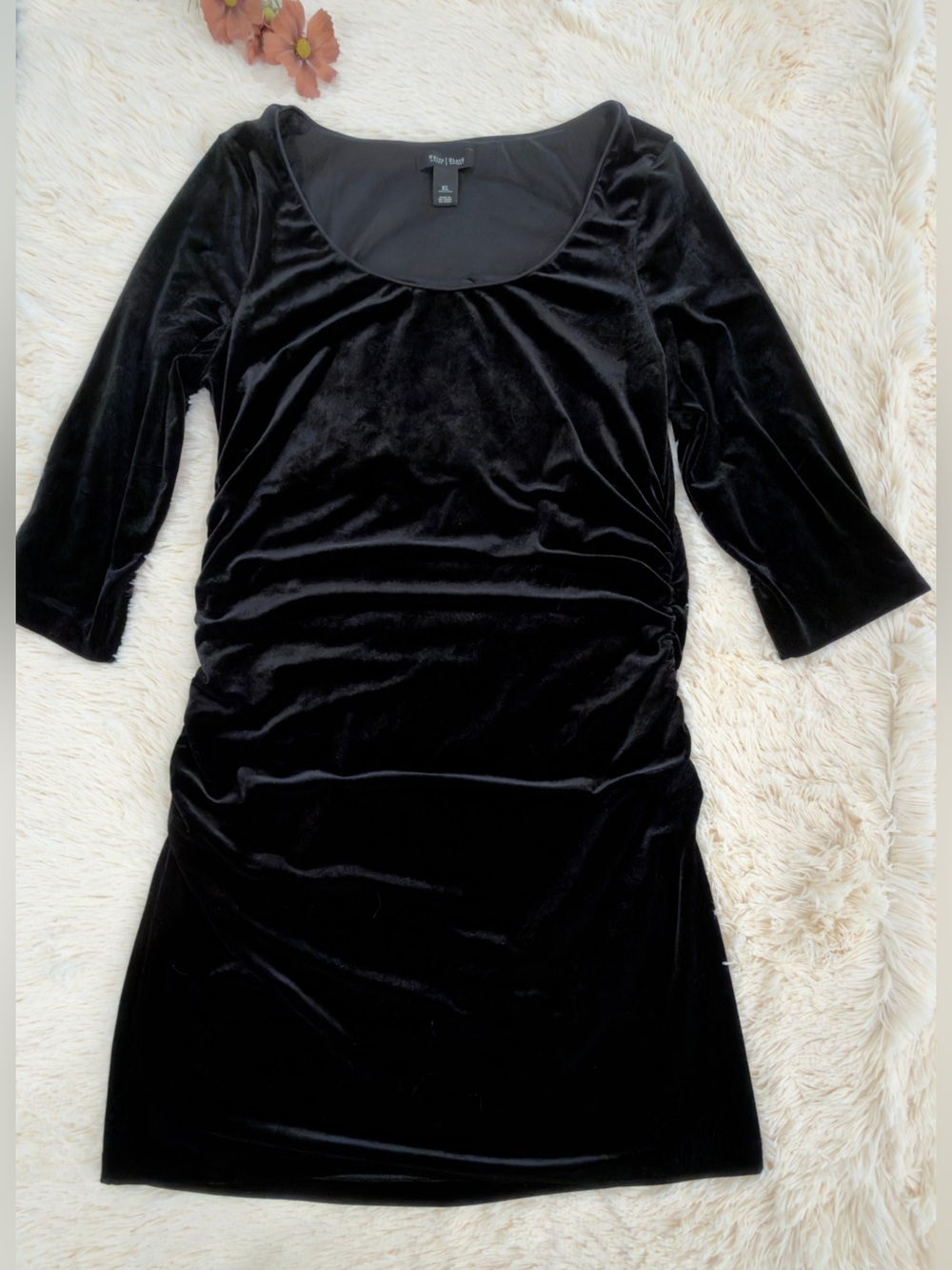 White House Black Market Black Velvet Long Sleeve Dress